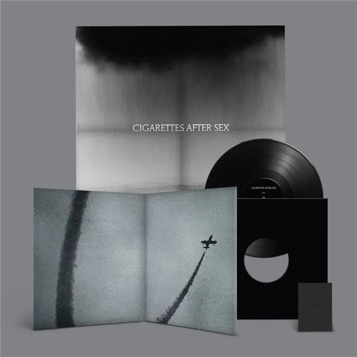 Cigarettes After Sex - Cry (LP, édition deluxe, poster et livre avec paroles)